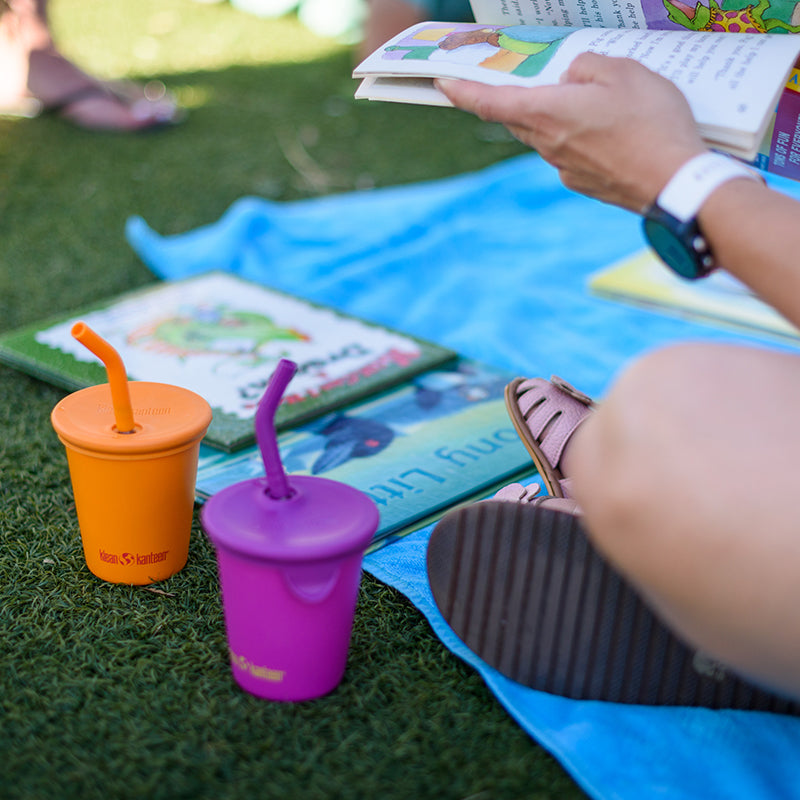 10oz-kid-s-cup-with-straw-lid-k5 10oz_kids_cups_straw_reading_blanket_square.jpg