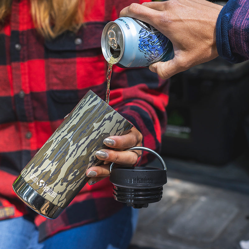 12oz-tkwide-with-cafe-cap-mossy-oak-e3 12oz_tumbler_mossyoak_bottomlands_beer_pour_square.jpg