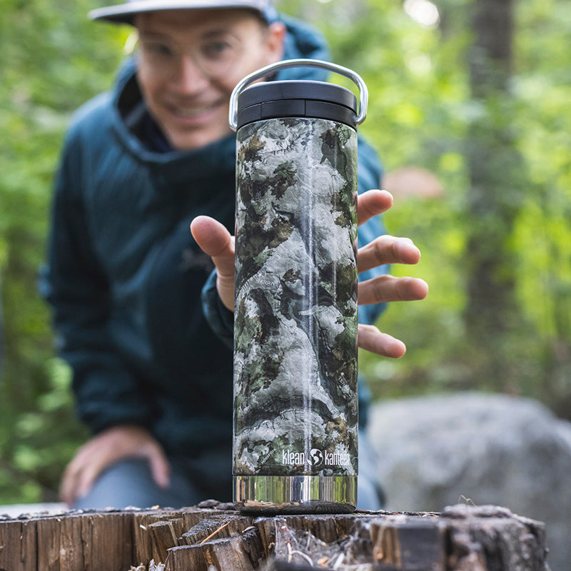 20oz-tkwide-with-twist-cap-mossy-oak-p7 20oz_bottle_twist_mossyoak_terragila_closeup_square.jpg