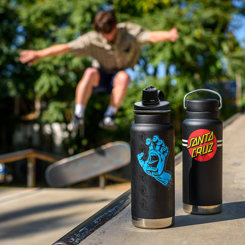 32oz-tkwide-with-twist-cap-santa-cruz-b7 32oz_20oz_water_bottles_santacruz_skater_ramp_square.jpg