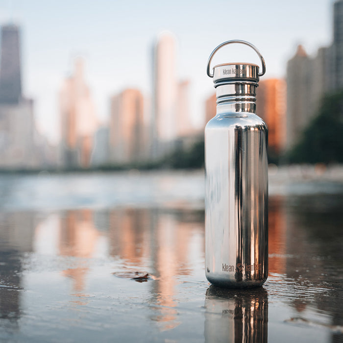 27oz-reflect-with-bamboo-cap-b3 K27SSLRF-MS-BAMBOO_reflecttion_bottle_lifestyle.jpg