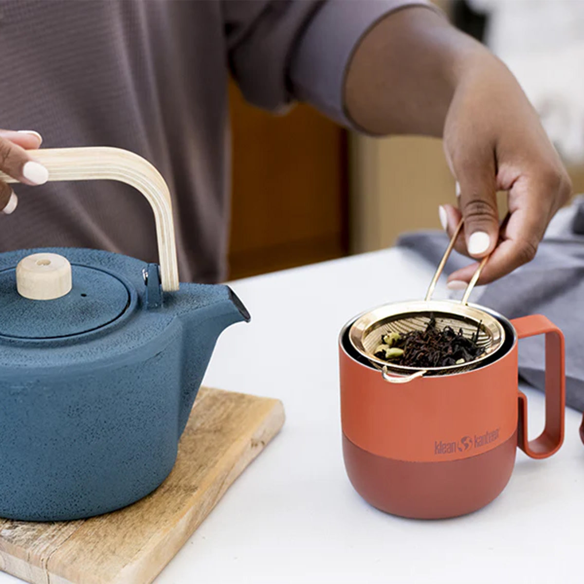 14oz-rise-mug-sale-i9 coffee_tea_seep_rise_mug_square.jpg