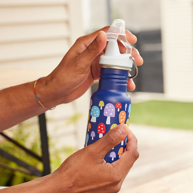 12oz-kid-s-classic-sippy-l1 kid_sippy_12oz_closeup_dustcover_square.jpg