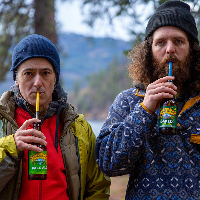 straw-4-pack-o5 recycled_steel_straws_beers_dudes_lifestyle.jpg